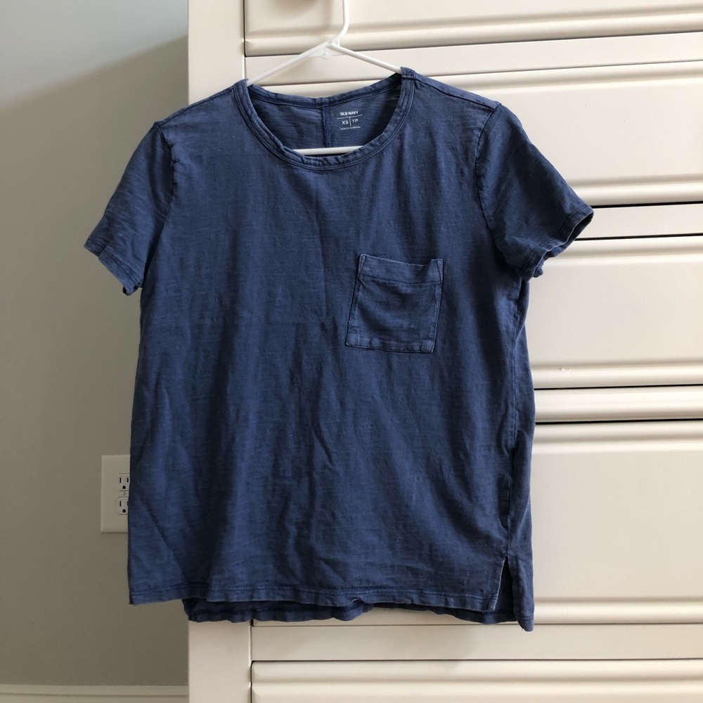 Blue flowy cropped shirt!!!